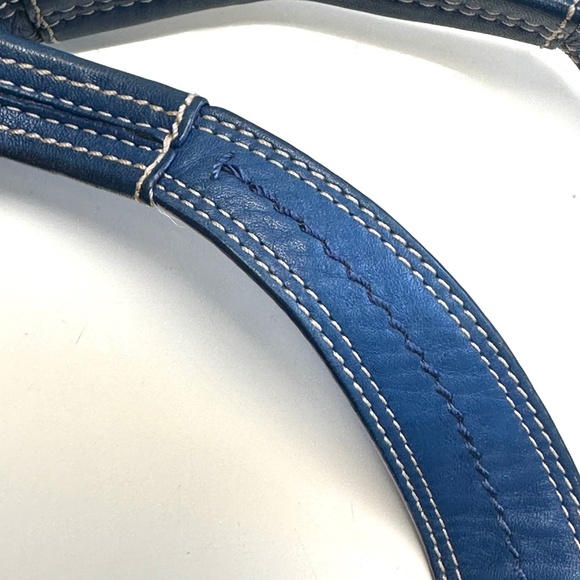 Coach Bag - Picture 5 of 8